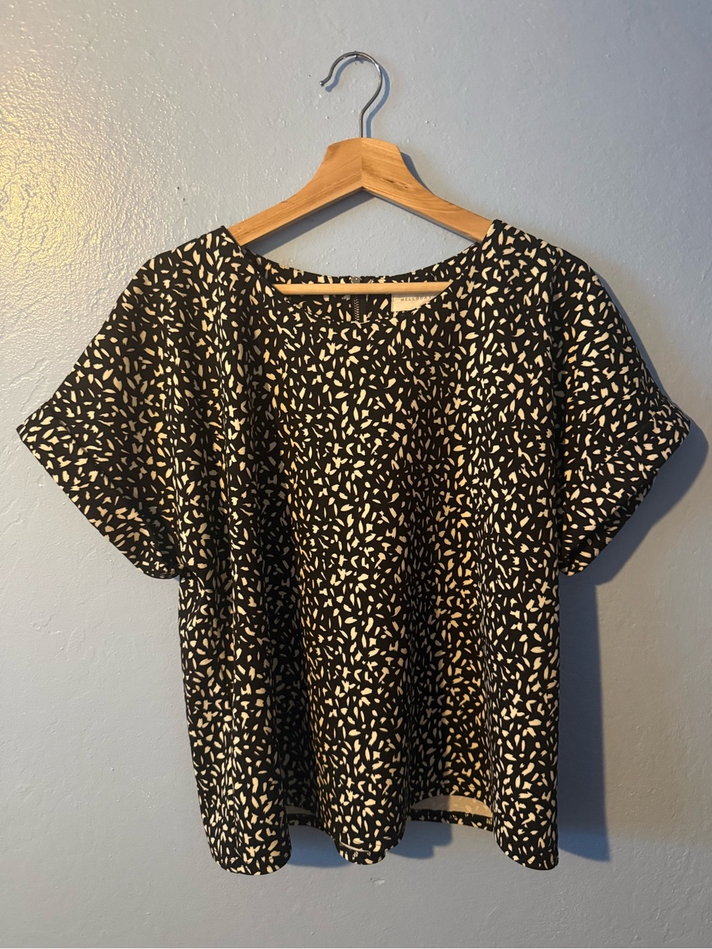 MELLODAY Black and White Short Sleeve Printed Blouse